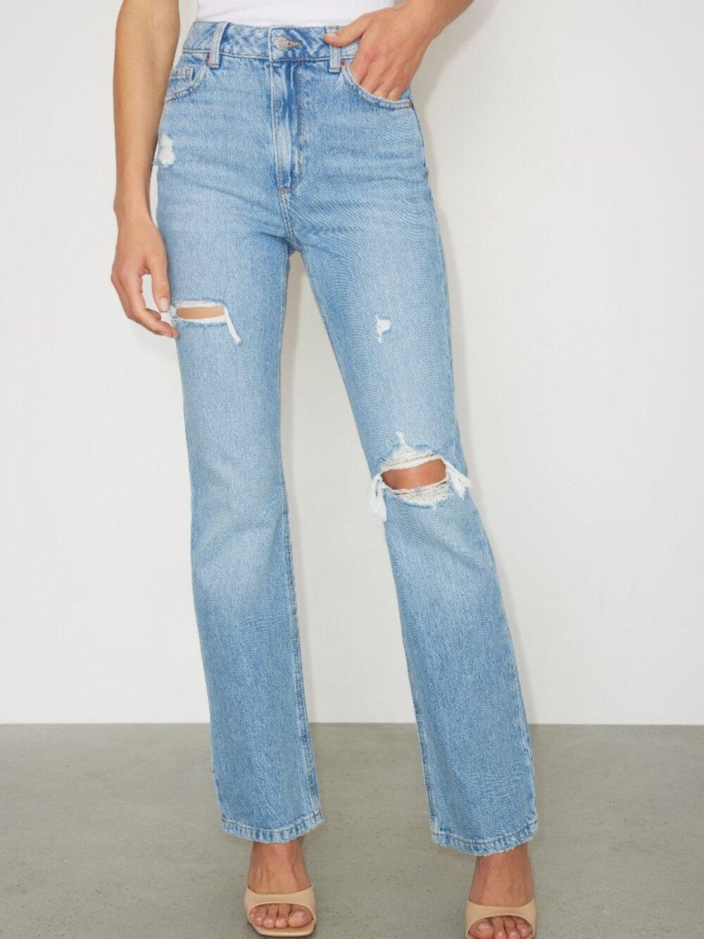 Dynamite Candice Distressed Bootcut Jeans - Size 28/US 6